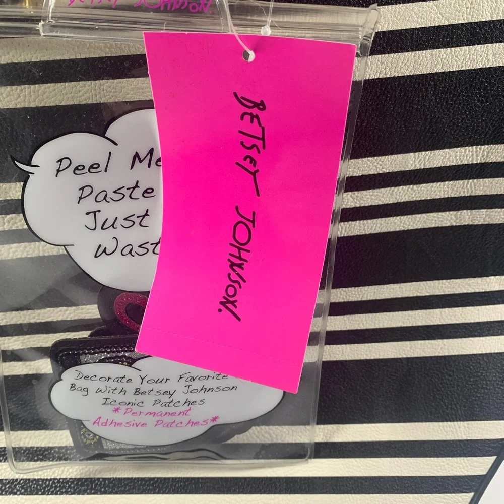 Betsey Johnson Black And White Striped Tote with Patches BRAND NEW WITH TAGS - Picture 6 of 13